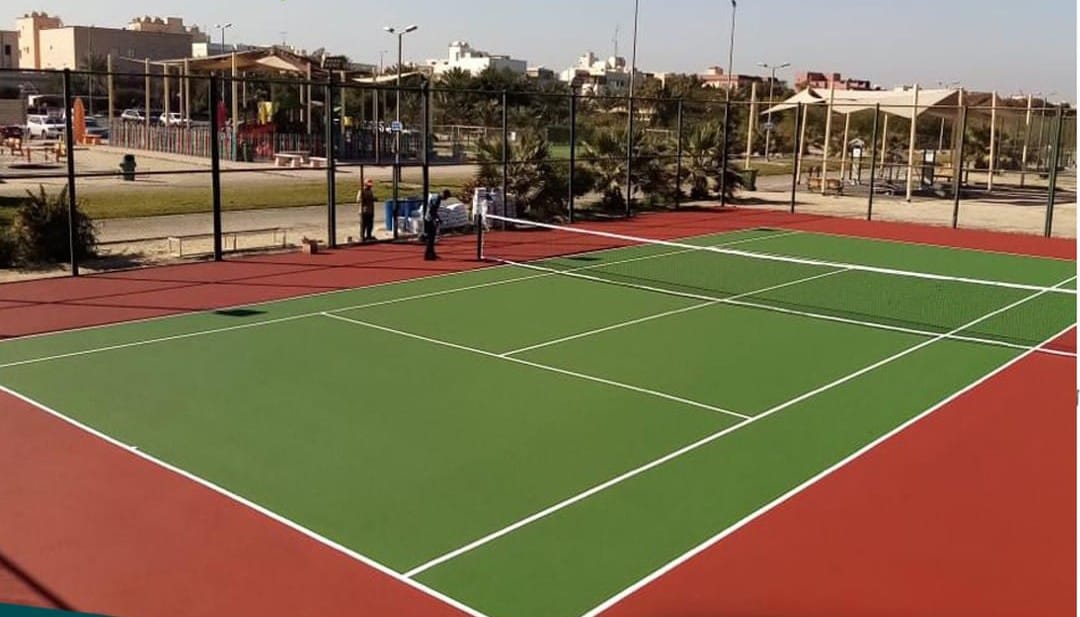 تنفيذ وتجهيز الملاعب الرياضية